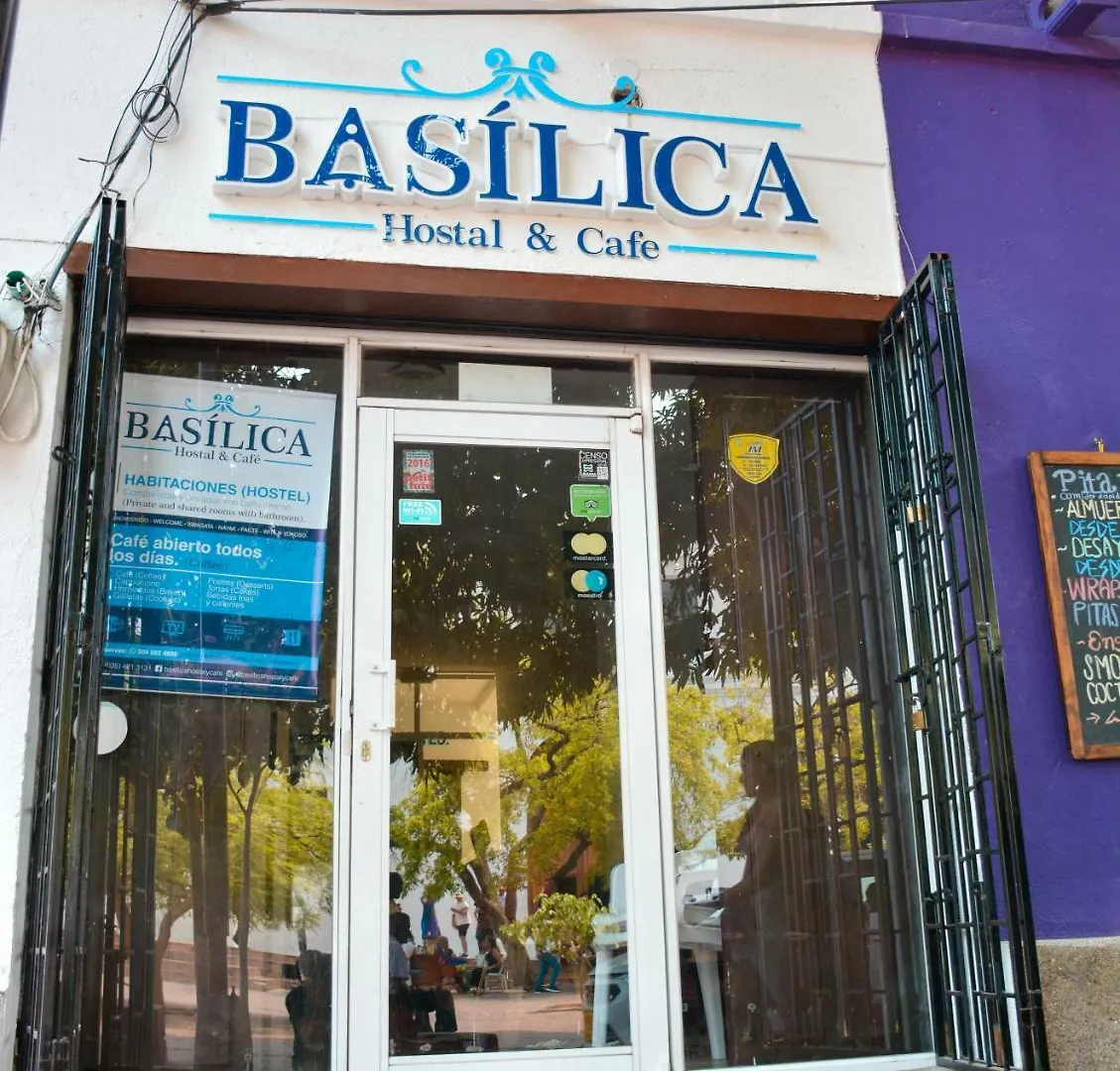 Pensión Basilica Hostal Y Cafe Santa Marta